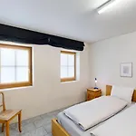 Rominger-surlej 度假居 *